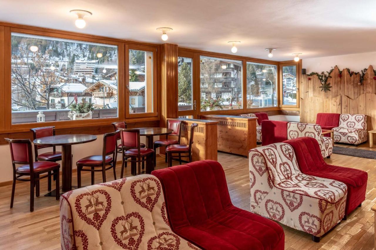 Hotel Italo 마돈나 디 캄필리오 외부 사진